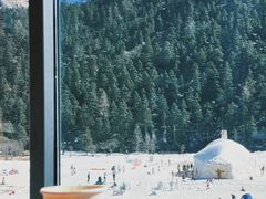 服务区二楼的咖啡店-毕棚沟景区