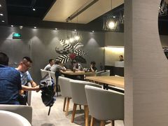 大堂-瑞幸咖啡(新世界中心店)