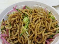 -黑八私房老北京炸酱面