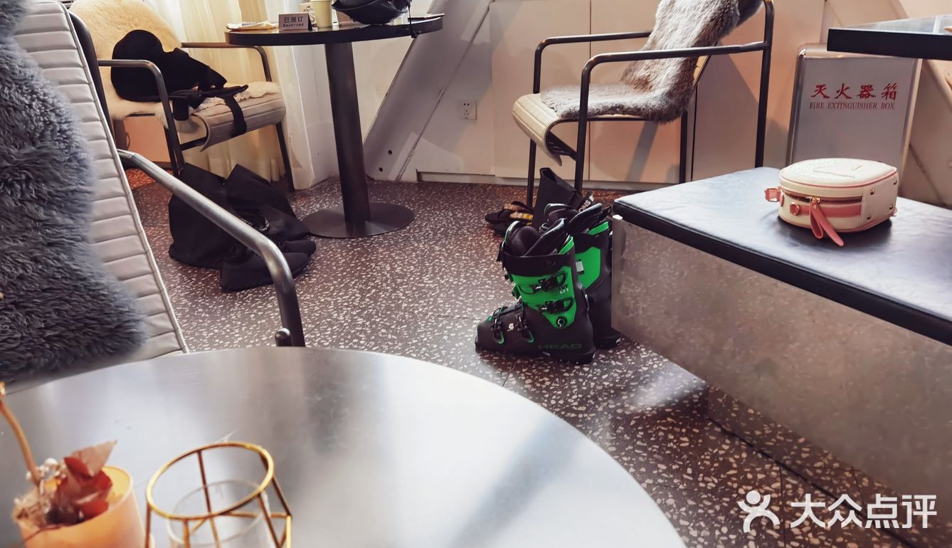 被环境拖累的新店