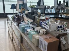 -抱抱地球咖啡馆(国家海洋博物馆店)
