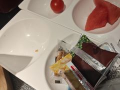 -辣尚瘾·烤鱼·新川菜(牡丹园直营店)