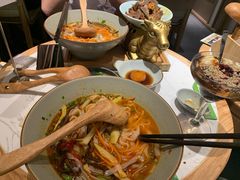 -百春原湖南牛肉粉(百联世纪店)