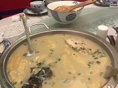 -客家大院·非遗赣南客家菜(郁孤台店)
