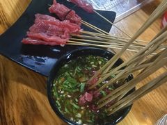 -乔岩保应烧烤店