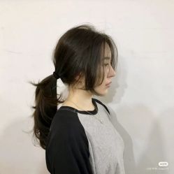 -时尚殿堂明星门店