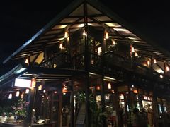 -Dash Teak House