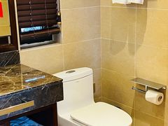 -东方华地城湿地温泉度假区