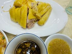 -强记湛江鸡饭店·二十七年老字号(拱北店)