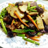 自制叉烧炒芦笋香菇胡萝卜