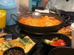 -烤路里·韩国品质自助烤肉(石路天虹4号店)