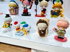 -泡泡玛特POPMART(上海环球港店)