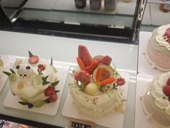 -花花卷卷·鲜食蛋糕(泉屋店)