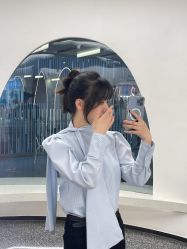 -AYO SALON
