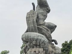 -巴陵广场