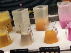 -金马门国际美食百汇(珞喻路店)