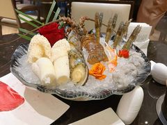 海鲜拼盘-金陵饭店 56F 家·海鲜火锅餐厅