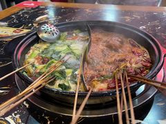 -灌县老妈砂锅串串香(万科红生活广场店)