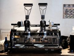 -Metal hands·铁手咖啡