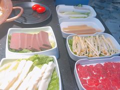 现切小黄牛肉片-锅说大脸毛肚重庆老火锅(佐阾店)
