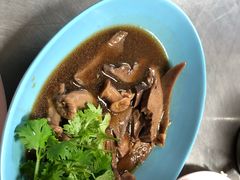 -Kha Mu Charoensang(Silom)