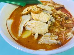 -亚王咖喱鸡米粉面