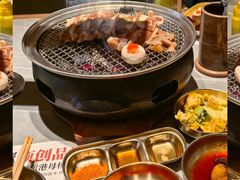 -草家酱蟹炭火烤肉店(珲春南路一店)