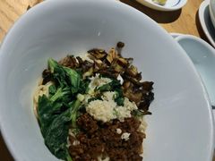 -一坐一忘云南菜(嘉里中心店)