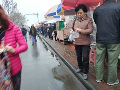 -滨海新区濒开里菜市场