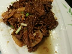 -闫府私房菜·百年鲁菜(恒隆店)