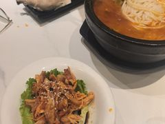 -鸡汤过桥·过桥米线