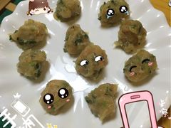 -何氏串串香火锅(翠亨店)