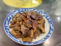 -余杨鸭鸭餐厅