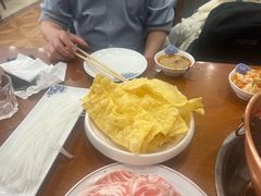 -楼外楼大刀肉传统火锅居(博学路店)