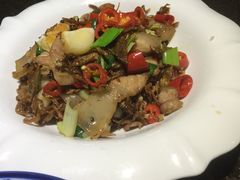 干椒皮炒花猪肉-湘与香缘·湖南菜(王府井北京市百货大楼店)