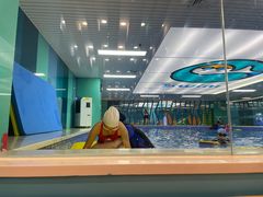 -Swim斯卫姆国际儿童游泳中心(红博中央公园店)