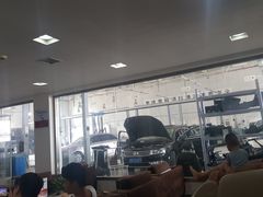 -北京鑫万维富达一汽大众4S店(顺义区店)