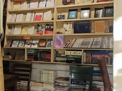 -斯多格书乡(北京大学畅春园店)