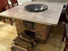 -粘豆包柴火铁锅炖