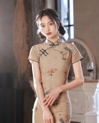 -租旗袍租礼服馆