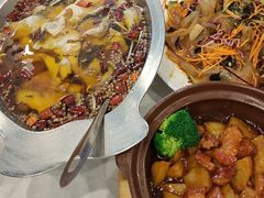-鑫巴蜀小镇 · 水煮鱼专研店(玉桥店)