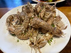 -臻鲜燕海鲜融合餐厅(金陵style店)