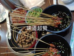 -虾弄弄海派小龙虾·牛羊蝎子火锅