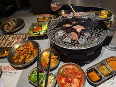 -草家酱蟹炭火烤肉店(珲春南路一店)