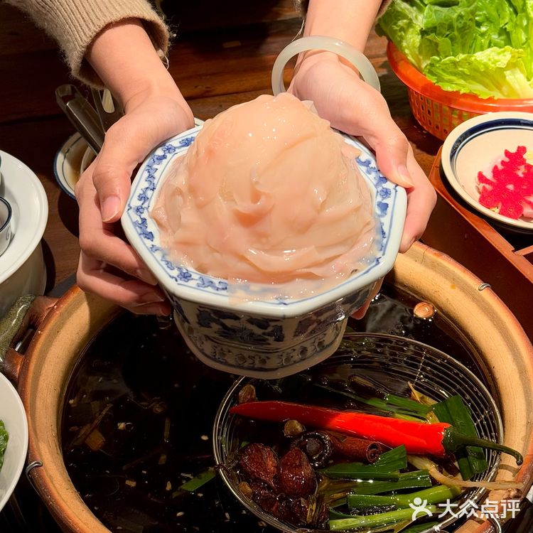 潮州的潮州的！！这家卤水火锅🍲不吃真的白来了