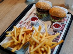 -The Habit Burger Grill 哈比特汉堡(复兴soho店)