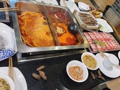 -百年川椒重庆老火锅(光谷店)