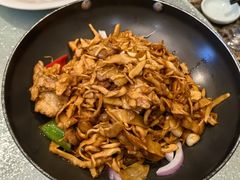 -新天明砂锅鱼头煲