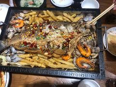 -东来菜馆•手抓海鲜家常菜•海鲜锅贴(鸽子窝店)