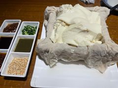 -95号酱骨·一块豆腐(展春园西路店)